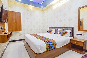 Fabhotel Castle Inn