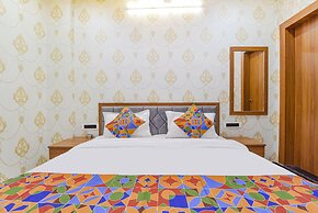 Fabhotel Castle Inn
