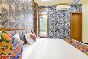 Fabhotel Castle Inn