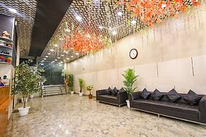 Fabhotel The Crystal Palace