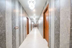 Fabhotel Royal'S Paradise
