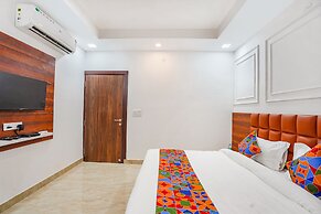 Fabhotel Amayra Inn