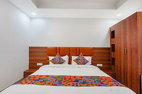 Fabhotel Amayra Inn