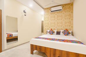 FabHotel Dreamz Inn