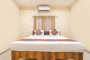 FabHotel Dreamz Inn