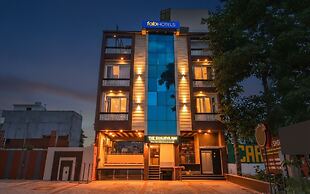 Fabhotel Shaurya Inn