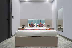 FabHotel The Royal