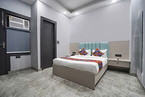 FabHotel The Royal