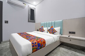 FabHotel The Royal