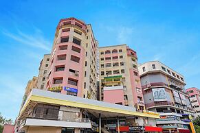 Fabhotel Crystal I