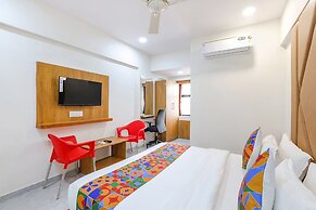 Fabhotel Crystal I