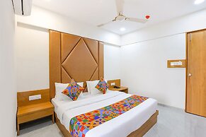 Fabhotel Crystal I