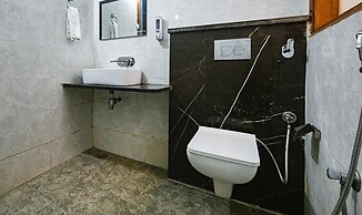 FabHotel Muktinath