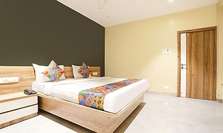 Fabhotel Radhika Ex