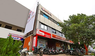 Fabhotel Radhika Ex