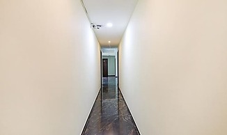 Fabhotel De Luxe