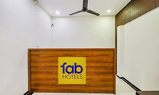Fabhotel De Luxe