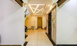 Fabhotel De Luxe