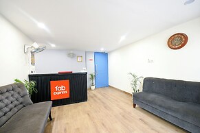 FabHotel Twamev