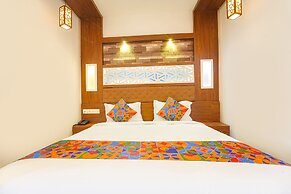 Fabhotel Qube