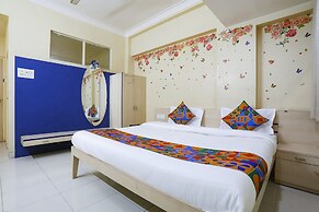 FabHotel De Rajnigandha
