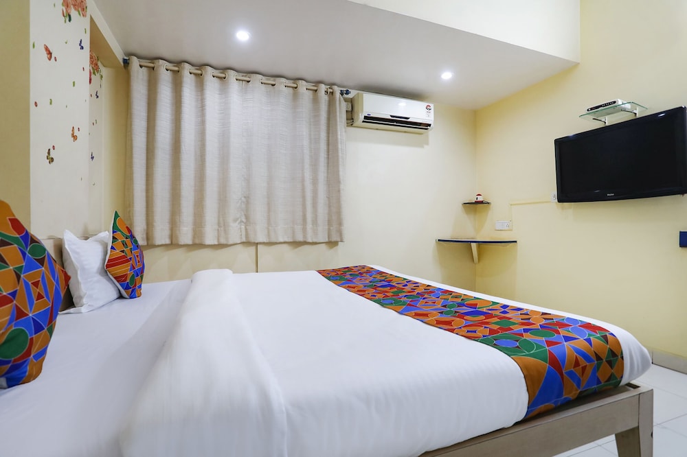 FabHotel De Rajnigandha