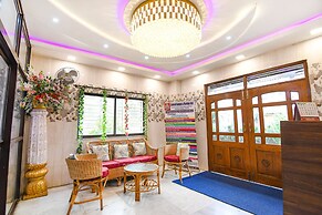 Fabhotel Santoshi