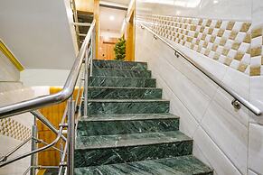 Fabhotel National