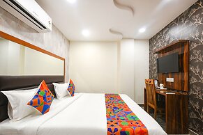 Fabhotel Mona Continental
