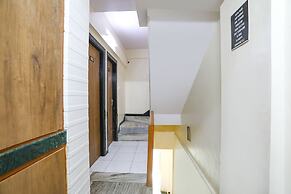 FabHotel Aksa Inn