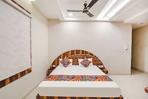 Fabhotel Ts Inn
