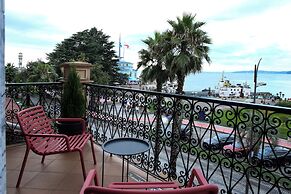 Hotel Retro