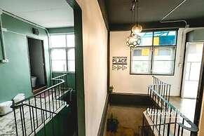 Sleepcase Hostel