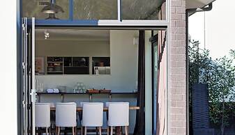 Kaitahi Chef's Table & Lodge