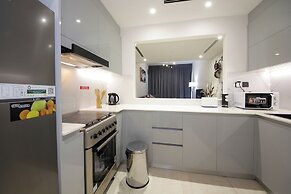 Silk Valley - Luxury 3BR with City View