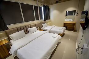 Hotel Anubhuti