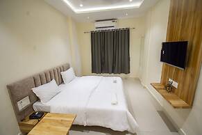 Hotel Anubhuti