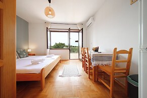 Kala Apartments