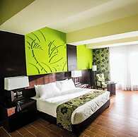 La Rosa Boho Aquapark Hotel