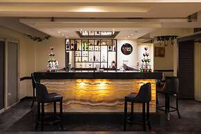 La Rosa Boho Aquapark Hotel