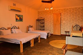 BOULEVARD INN MT MERU
