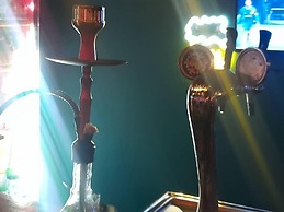 BOULEVARD INN MT MERU