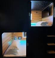 Capsule