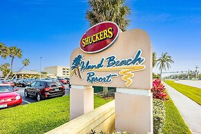 402 On Hutchinson Island