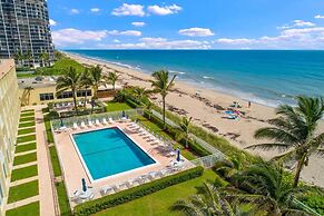 402 On Hutchinson Island