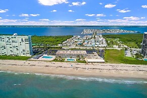 402 On Hutchinson Island