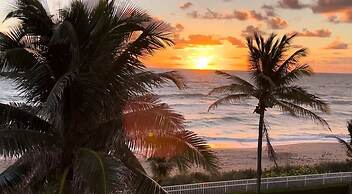402 On Hutchinson Island