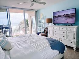 402 On Hutchinson Island