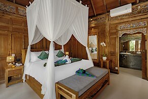 Uddhara Ubud Villa