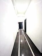 Hotel Meera Dham